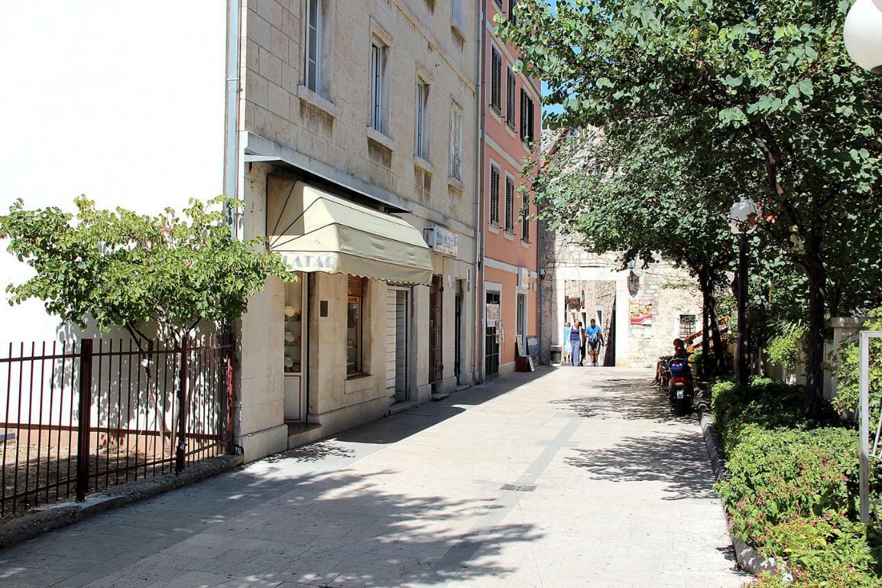Apartment Mimica-Croatia , Omis , Center Eksteriør billede